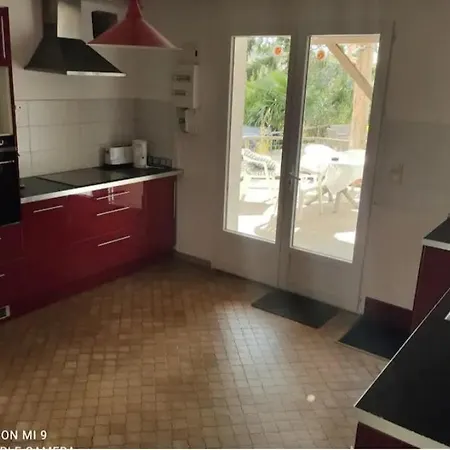 Apartment Joli Dans Maison De Maitre Habas