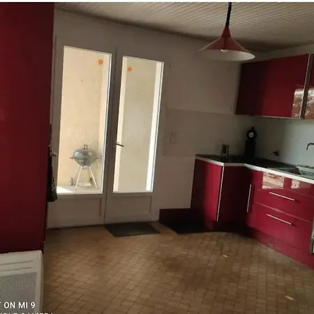 Joli Dans Maison De Maitre Apartment Habas